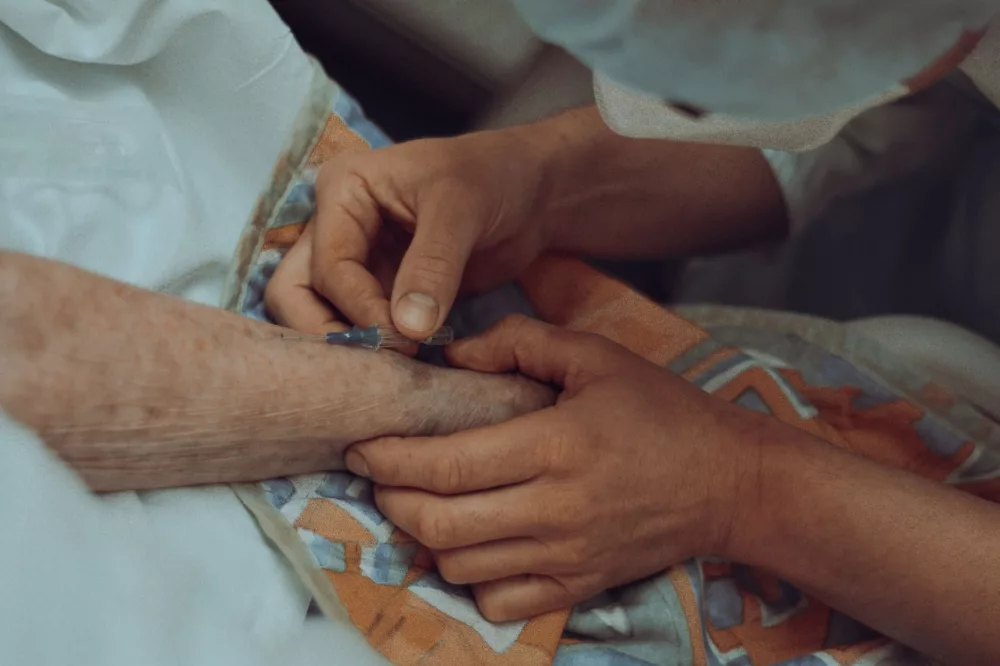 Your Guide to Finding CNA Jobs Near You: A Compassionate Career Path